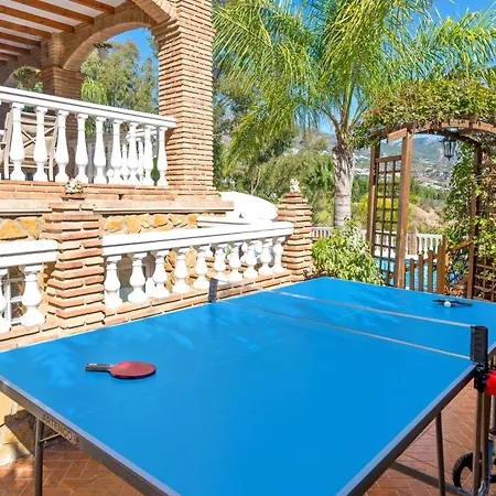 Villa Trebol By